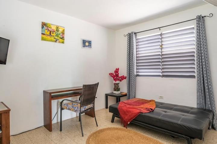 Ancella'S Garden Apartment-Beach-5Min Drive, 1 Hr Montego Bay, 25 Mins Ocho Rios, Continental Breakfast Runaway Bay Buitenkant foto