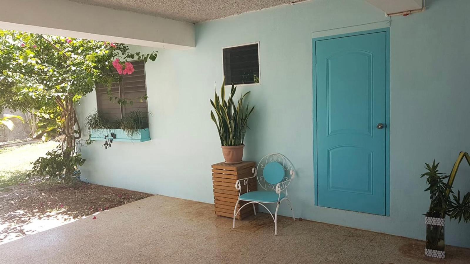Ancella'S Garden Apartment-Beach-5Min Drive, 1 Hr Montego Bay, 25 Mins Ocho Rios, Continental Breakfast Runaway Bay Buitenkant foto